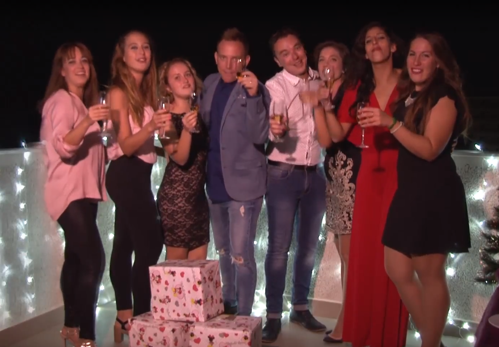 Os deseamos Feliz Navidad y un próspero 2018!